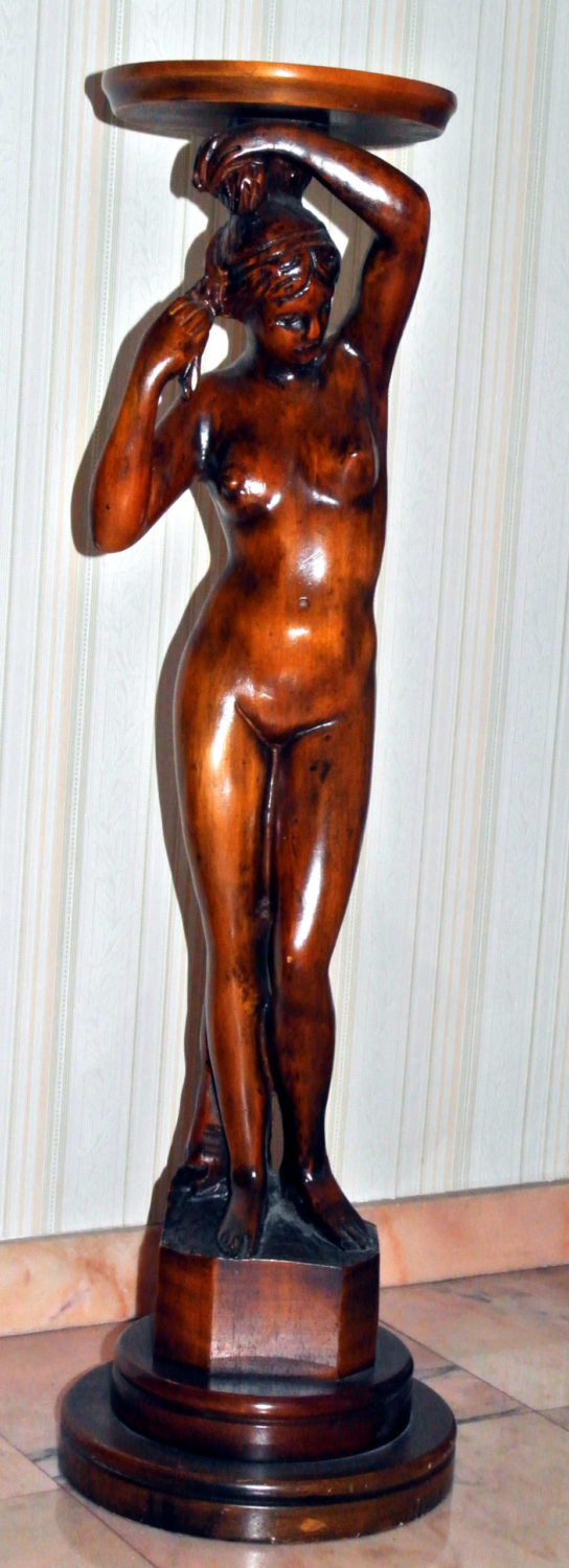 Colonne statue en bois de la mythologie Vénus